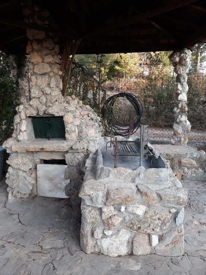 Holiday home House In 2,5 Acres Near Suburban Forest. *