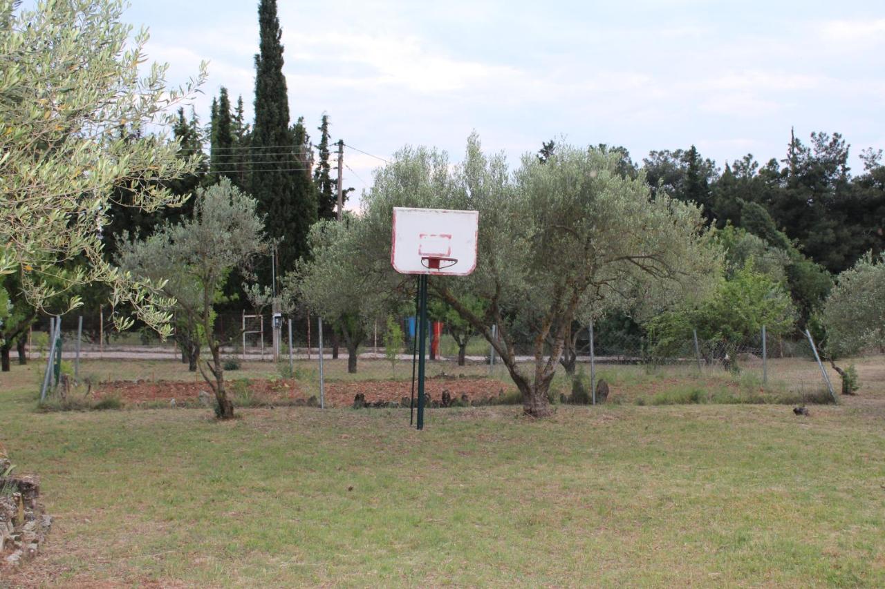 Holiday home House In 2,5 Acres Near Suburban Forest. *